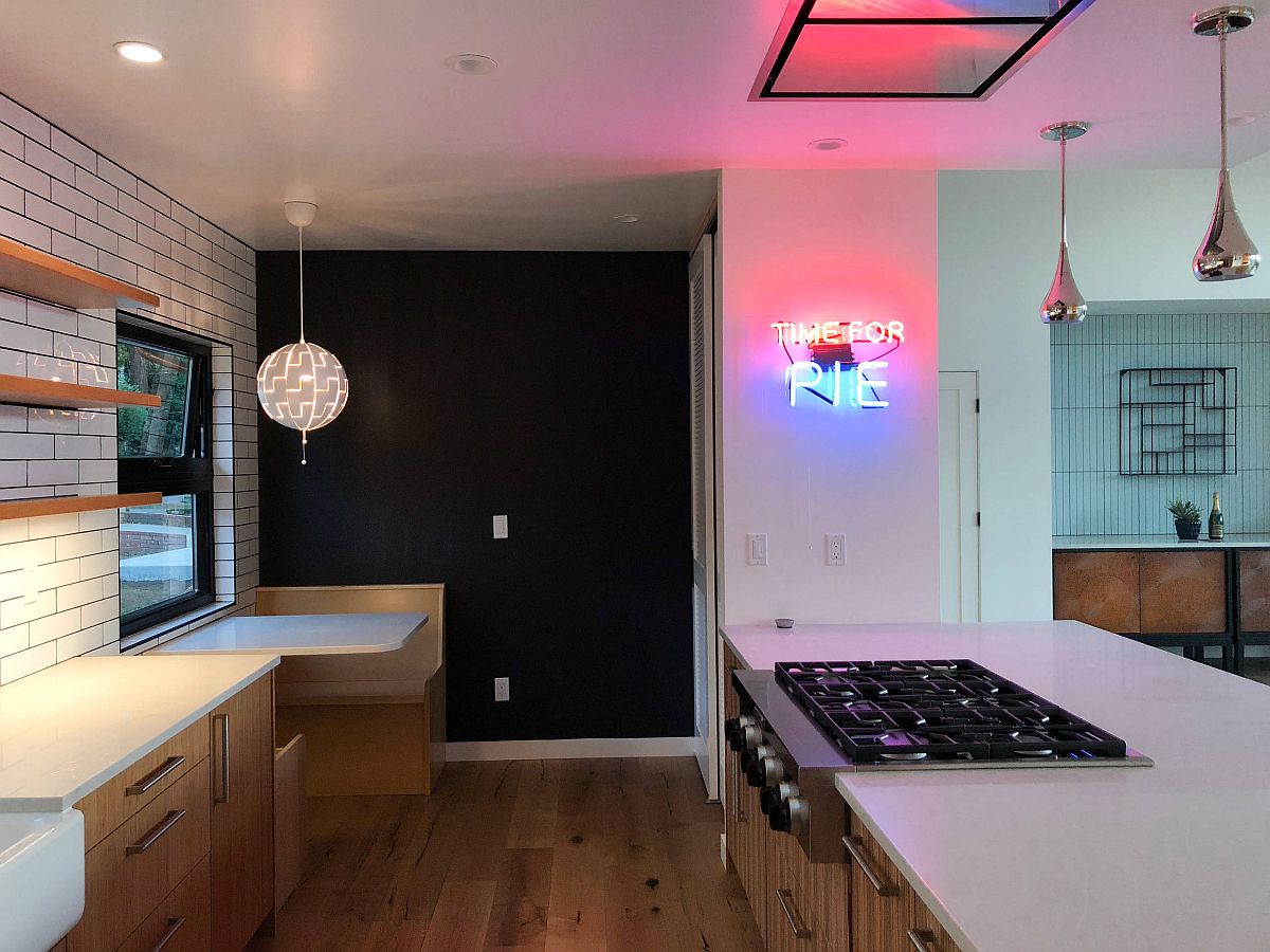 Light on the tip of a tongue: neon sign into the kitchen-